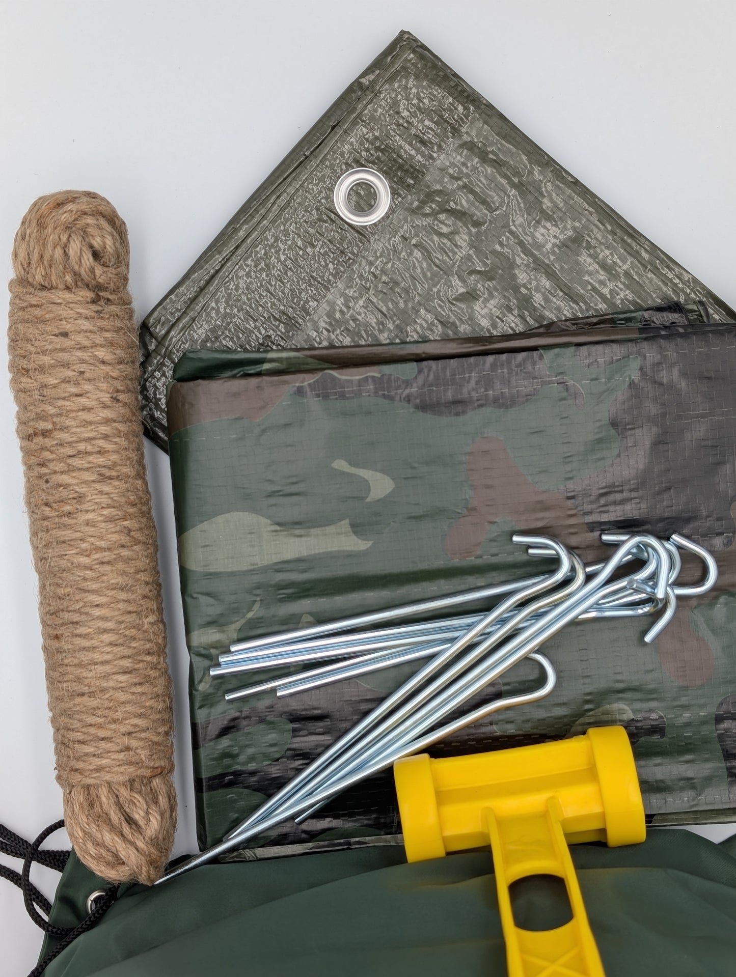 Den Building Kit – Ideal Starter Den Set for Creative Outdoor Play
